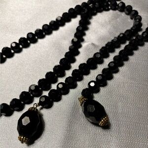 1920s VINTAGE BLACK BEAD NECKLACE